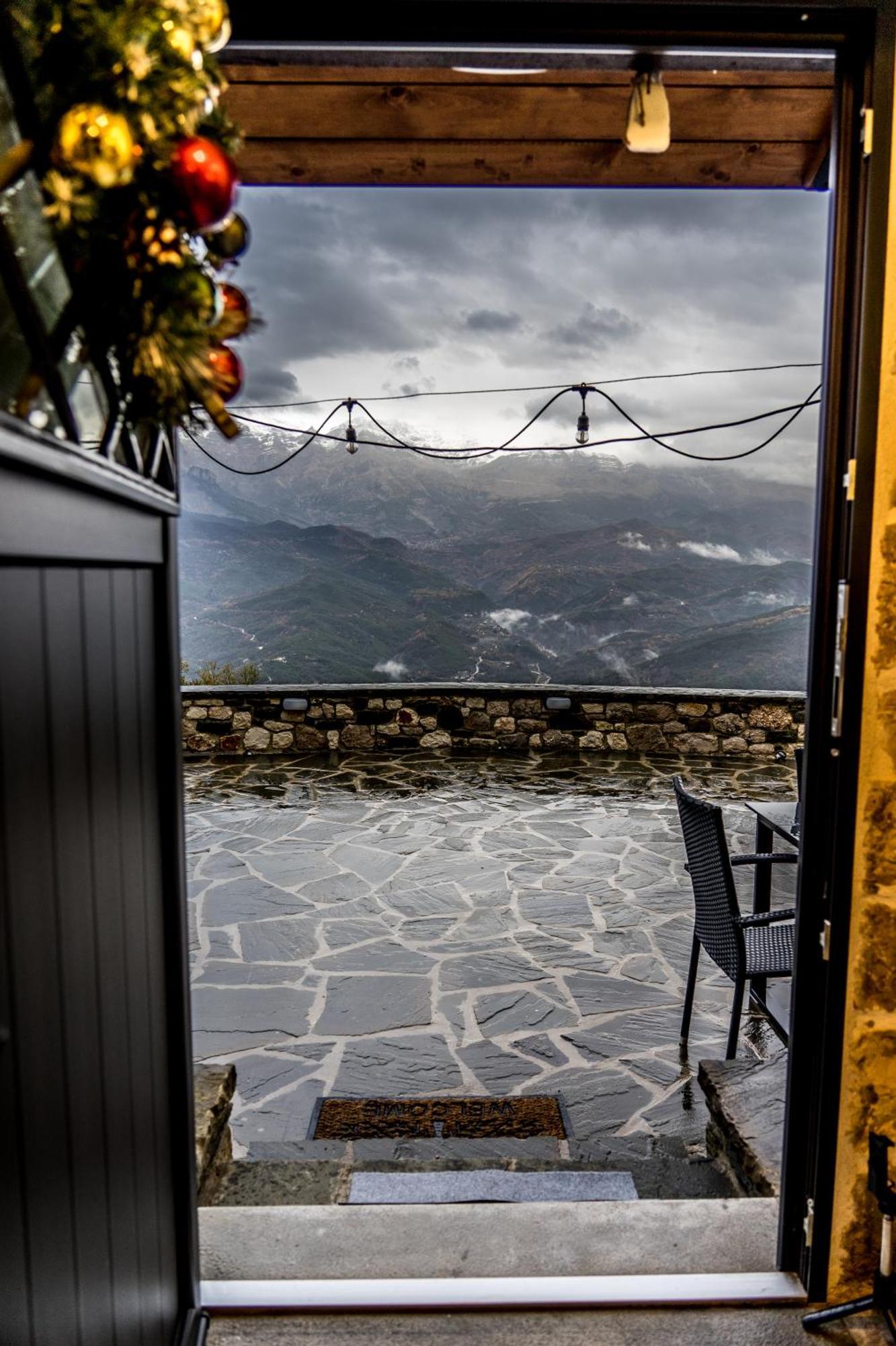 Gasthaus Tovouno Plaka  Exterior foto